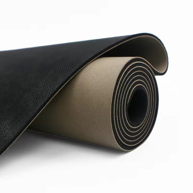 Customized logo for organic yoga mat (3)