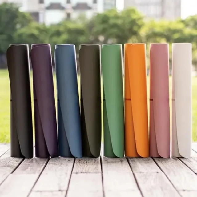 Customized logo for rubber yoga mat (4)