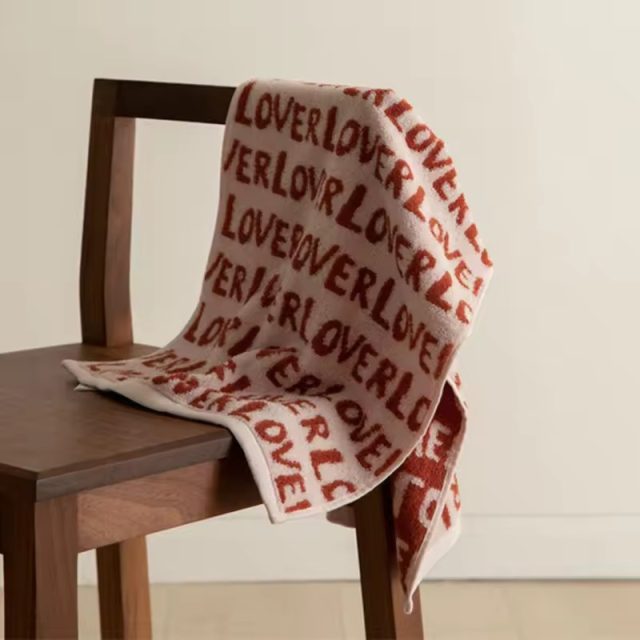 Embroidered bathroom shower cotton towel (1) Embroidered bathroom shower cotton towel (1)