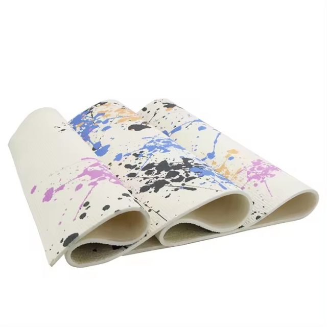 Ordinary PVC yoga mat (2)