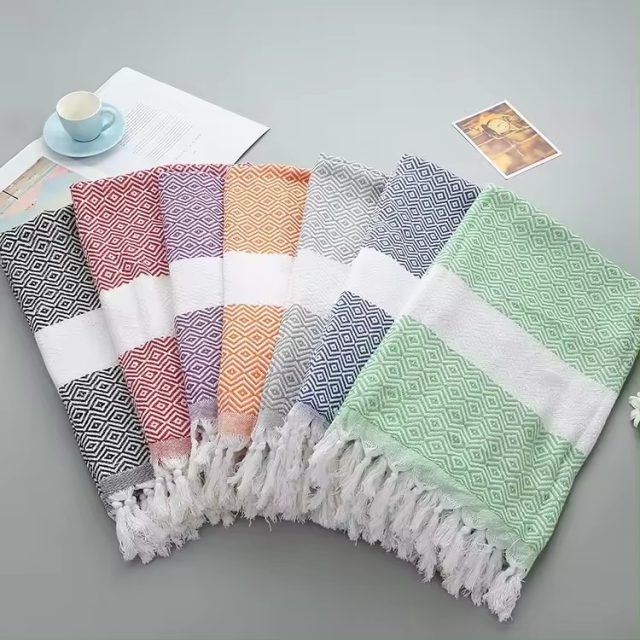 Usage Quick drying, non slip fitness and sports towel (3)