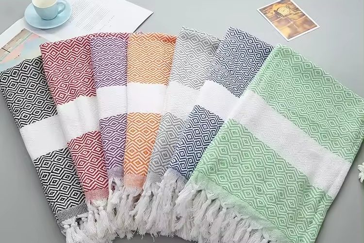 Usage Quick drying, non slip fitness and sports towel (3)