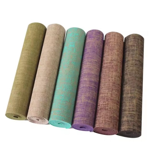 With anti slip 5mm yoga mat (2)